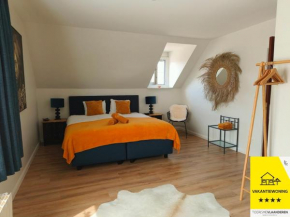 Maison de Marcel Big house near centre free parking